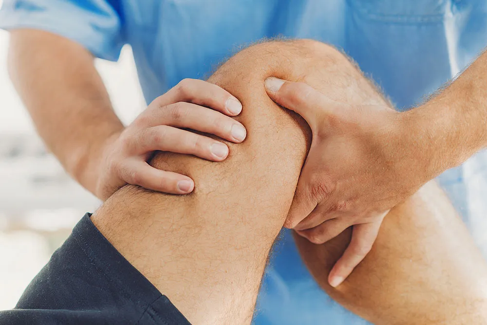 Top Knee Treatment Specialists in Pune: Meet the Experts at Lopmudra Hospital